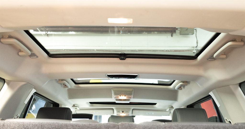 Land Rover Discovery Td4 Se Tech Brown #21