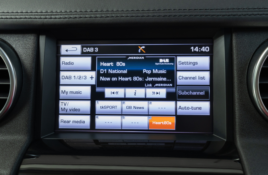 Land Rover Discovery Td4 Se Tech Brown #56