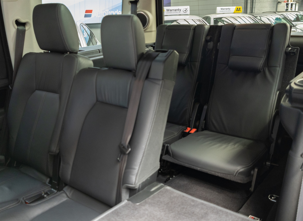 Land Rover Discovery Td4 Se Tech Brown #48