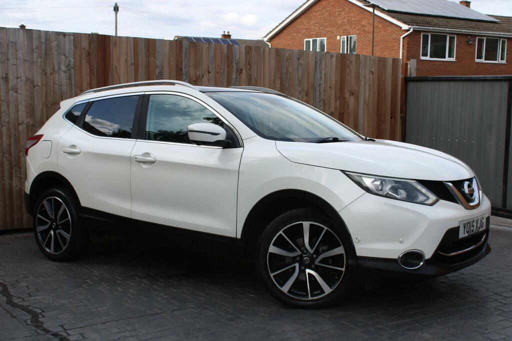 Nissan Qashqai 1.2 Dig-t Tekna 2015 White #5