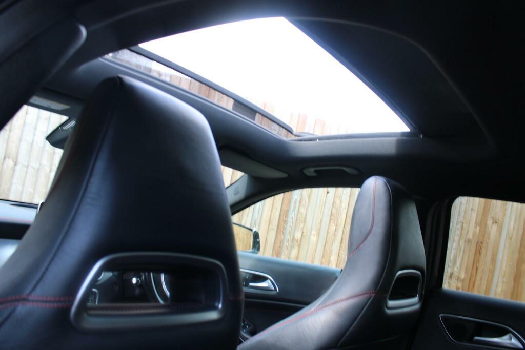 Mercedes-Benz GLA Class 2015 2.0 Gla250 Amg Line Suv 7G-dct 4Ma White #51