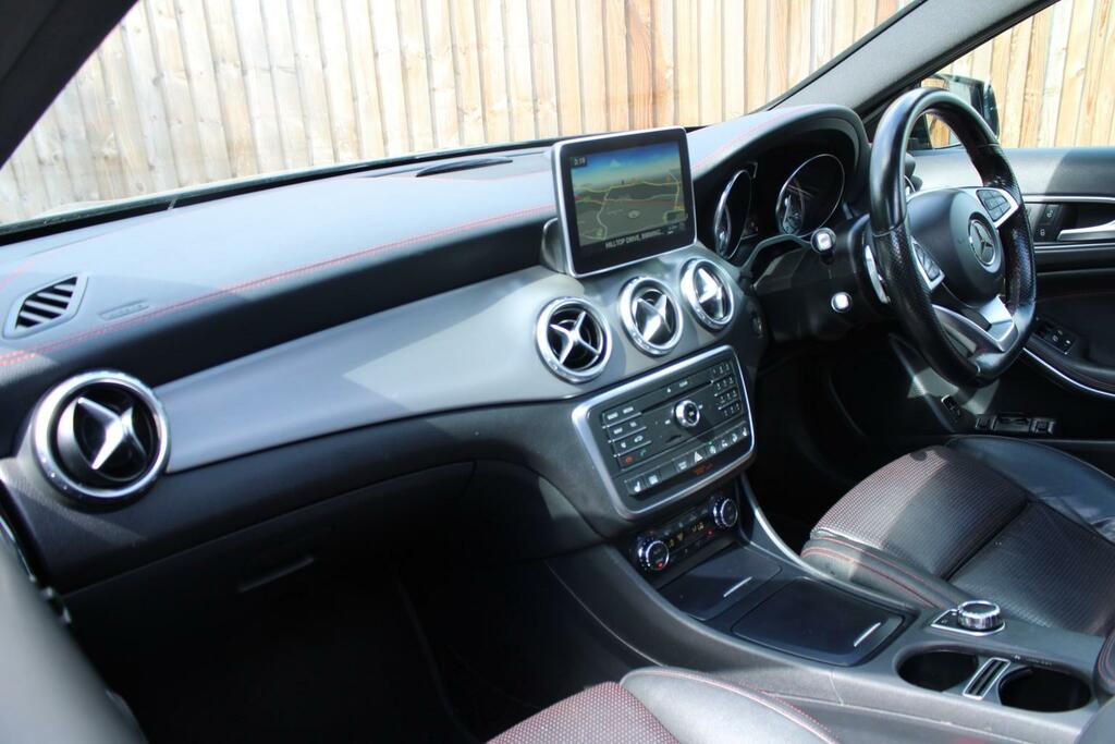 Mercedes-Benz GLA Class 2015 2.0 Gla250 Amg Line Suv 7G-dct 4Ma White #52