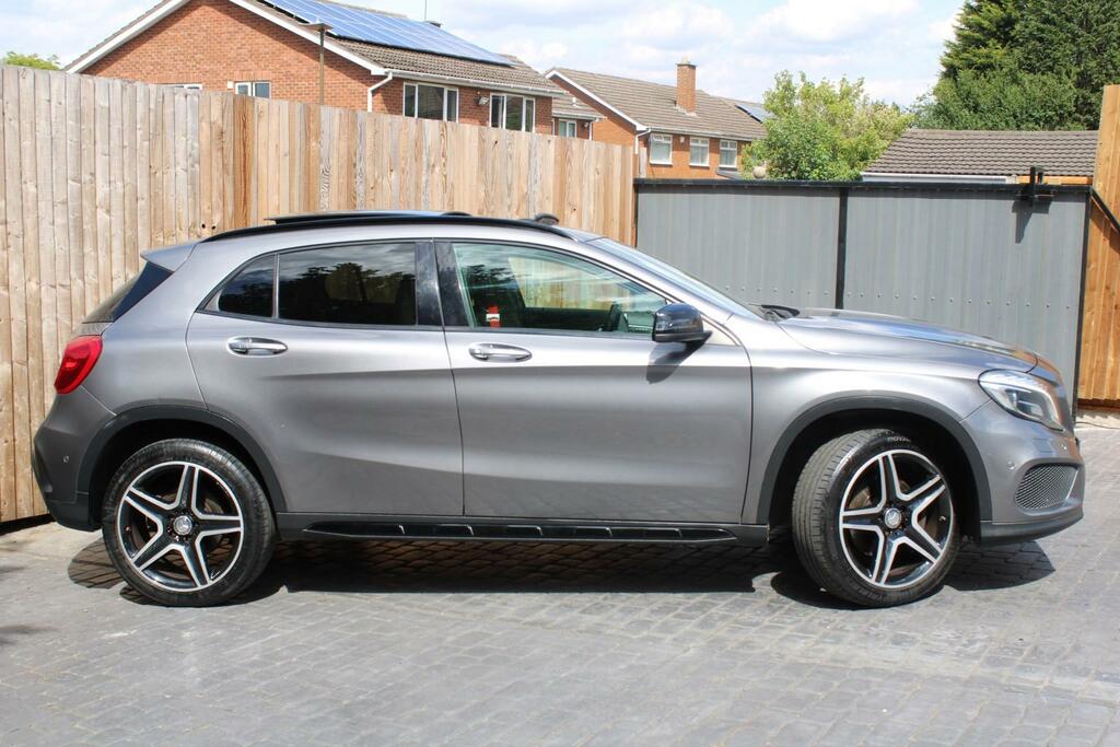 Mercedes-Benz GLA Class 2015 2.0 Gla250 Amg Line Suv 7G-dct 4Ma White #15