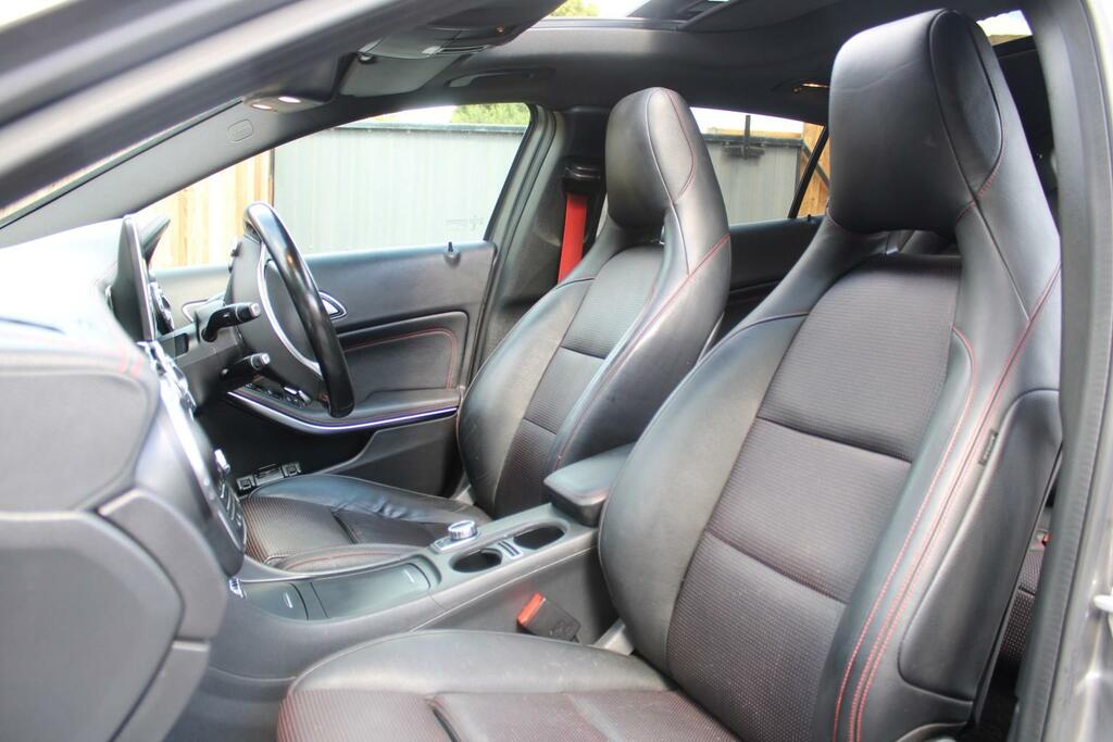 Mercedes-Benz GLA Class 2015 2.0 Gla250 Amg Line Suv 7G-dct 4Ma White #47