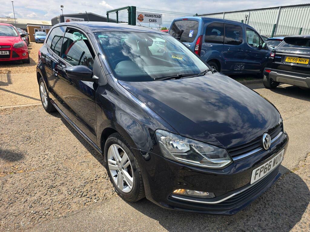 Volkswagen Polo 1.2L Match Black #1