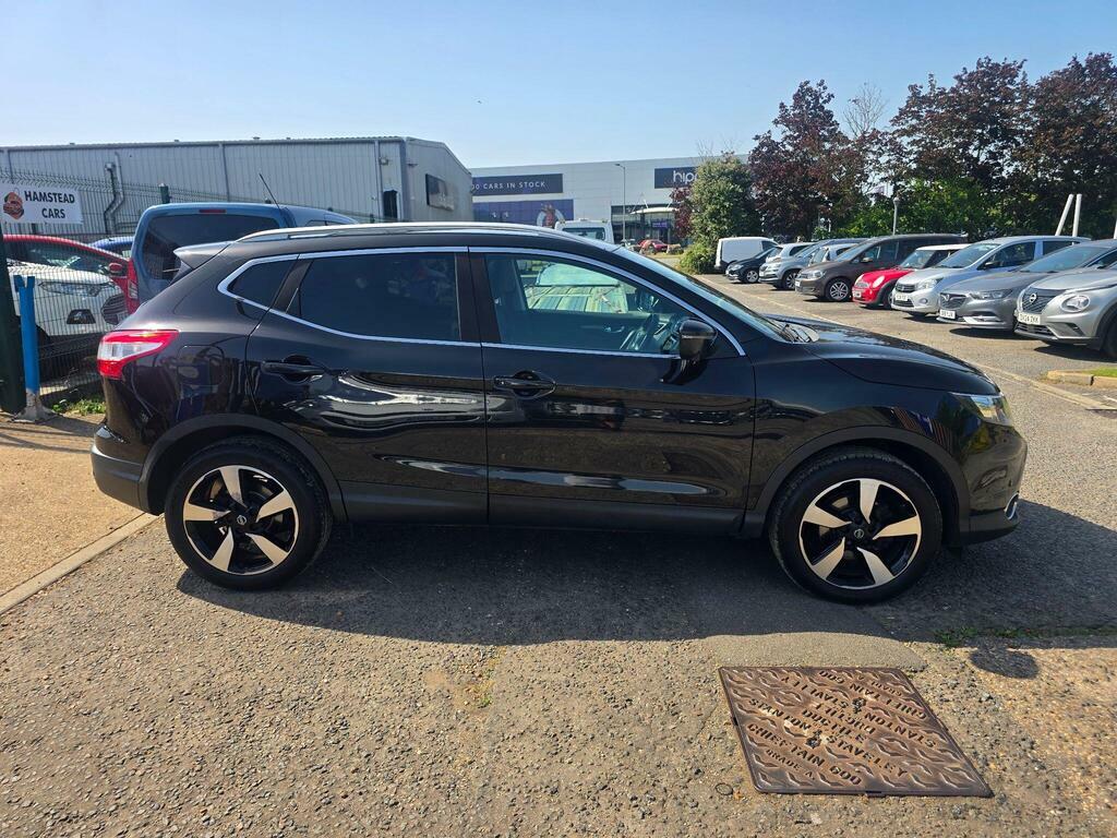 Nissan Qashqai 1.5 Dci N-connecta 2Wd Euro 6 S S V066XSU Black #2