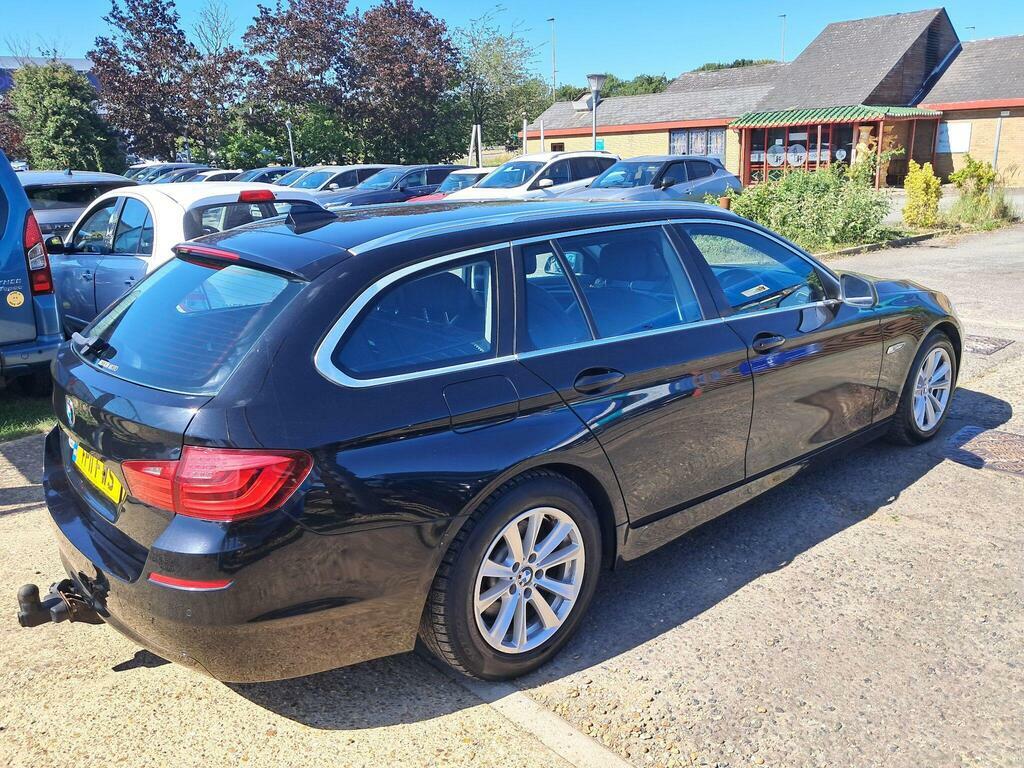 BMW 5 Series 3.0 530D Se Touring Steptronic Euro 5 Black #2