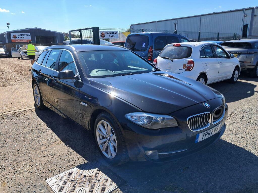 BMW 5 Series 3.0 530D Se Touring Steptronic Euro 5 Black #1