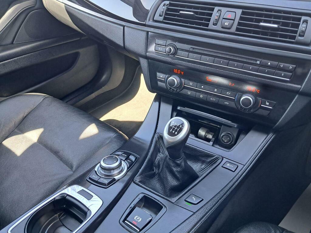 BMW 5 Series 3.0 530D Se Touring Steptronic Euro 5 Black #14