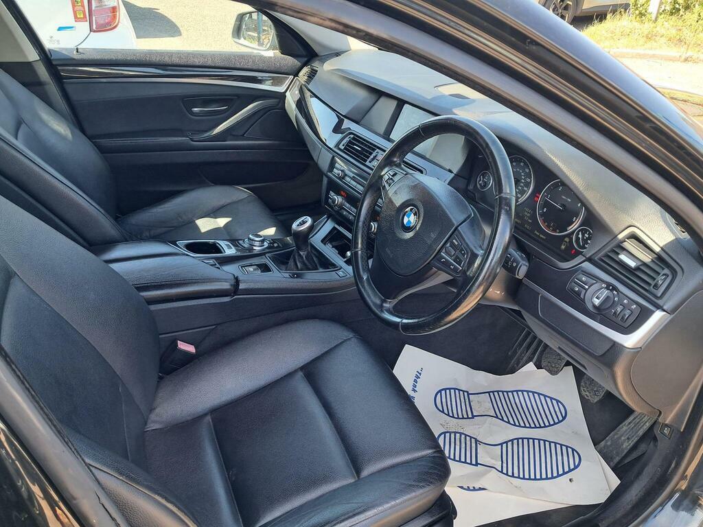 BMW 5 Series 3.0 530D Se Touring Steptronic Euro 5 Black #7