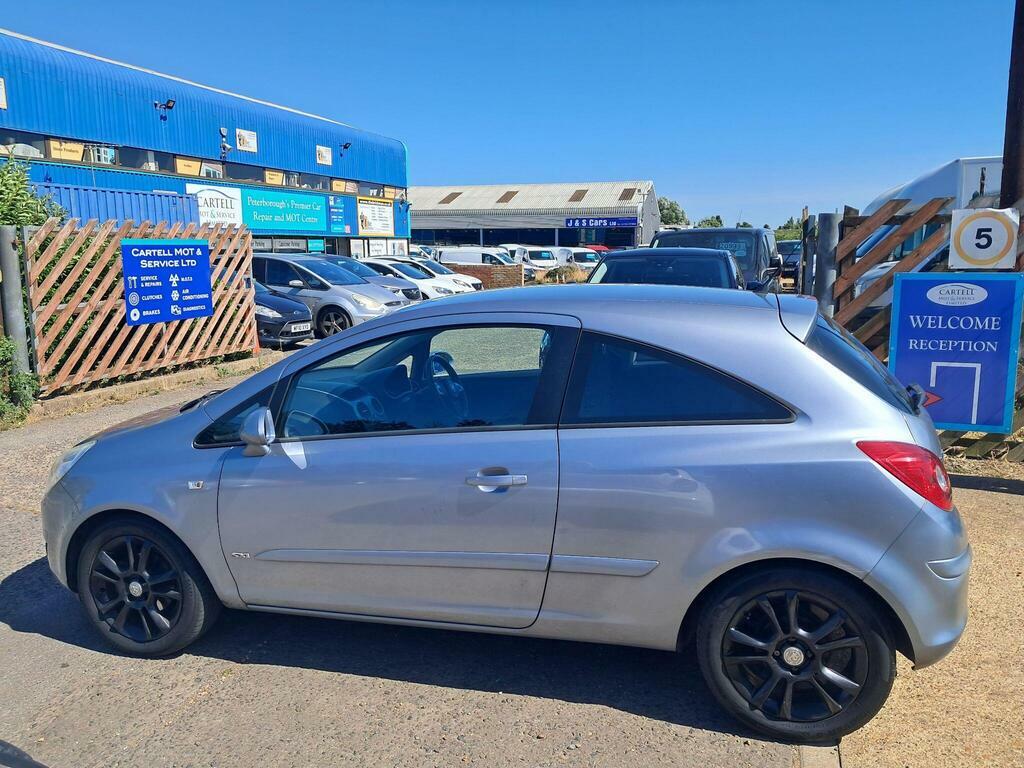Vauxhall Corsa 1.2I 16V Life Hatchback 139 Gk Black #6
