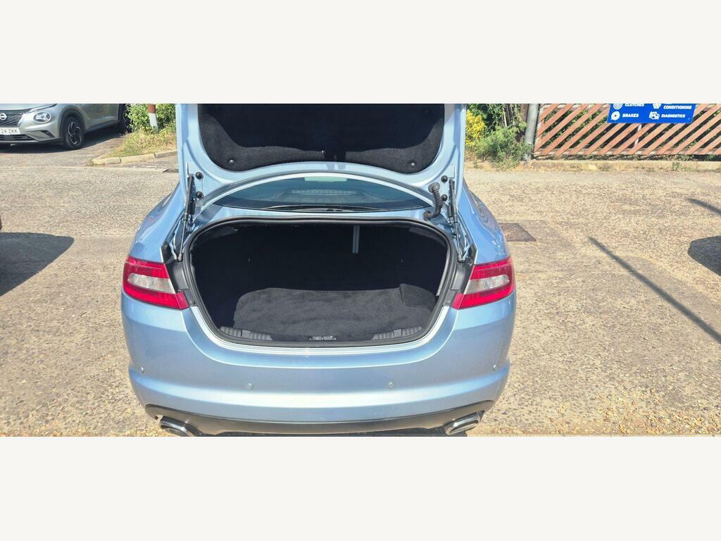 Jaguar XF 3.0 V6 Luxury Saloon Euro 4 238 P Blue #14