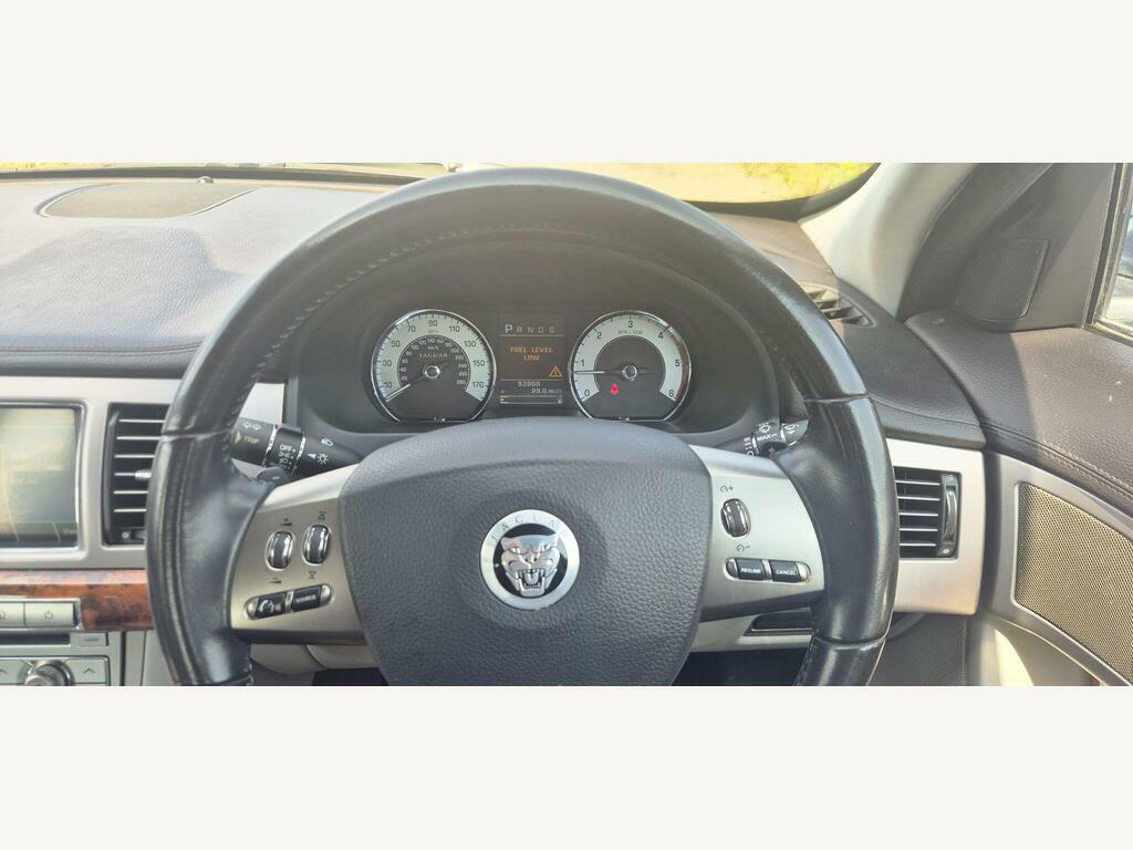 Jaguar XF 3.0 V6 Luxury Saloon Euro 4 238 P Blue #20