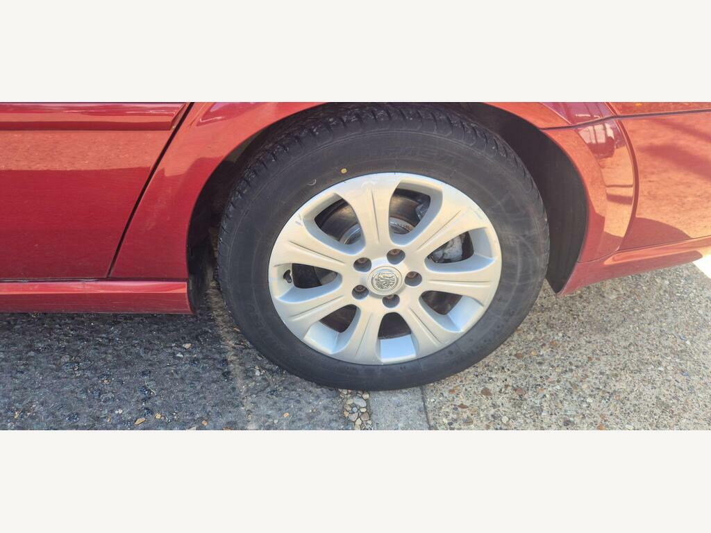 Vauxhall Vectra 1.8 Vvt Design Red #6