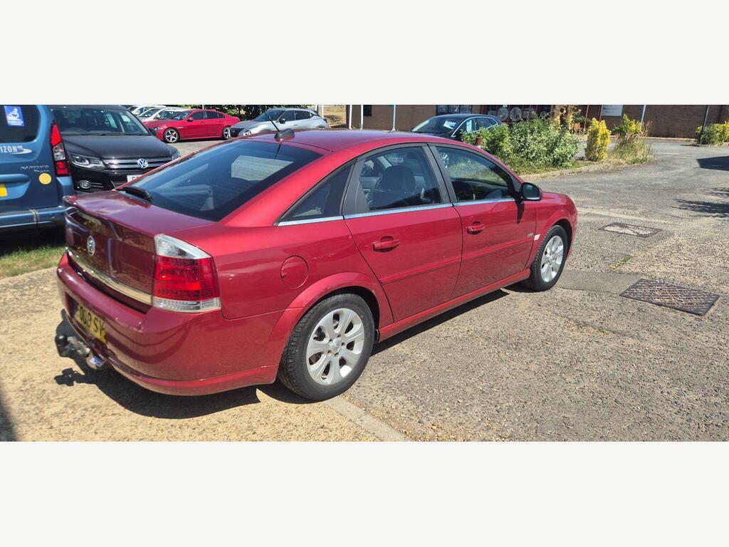 Vauxhall Vectra 1.8 Vvt Design Red #3