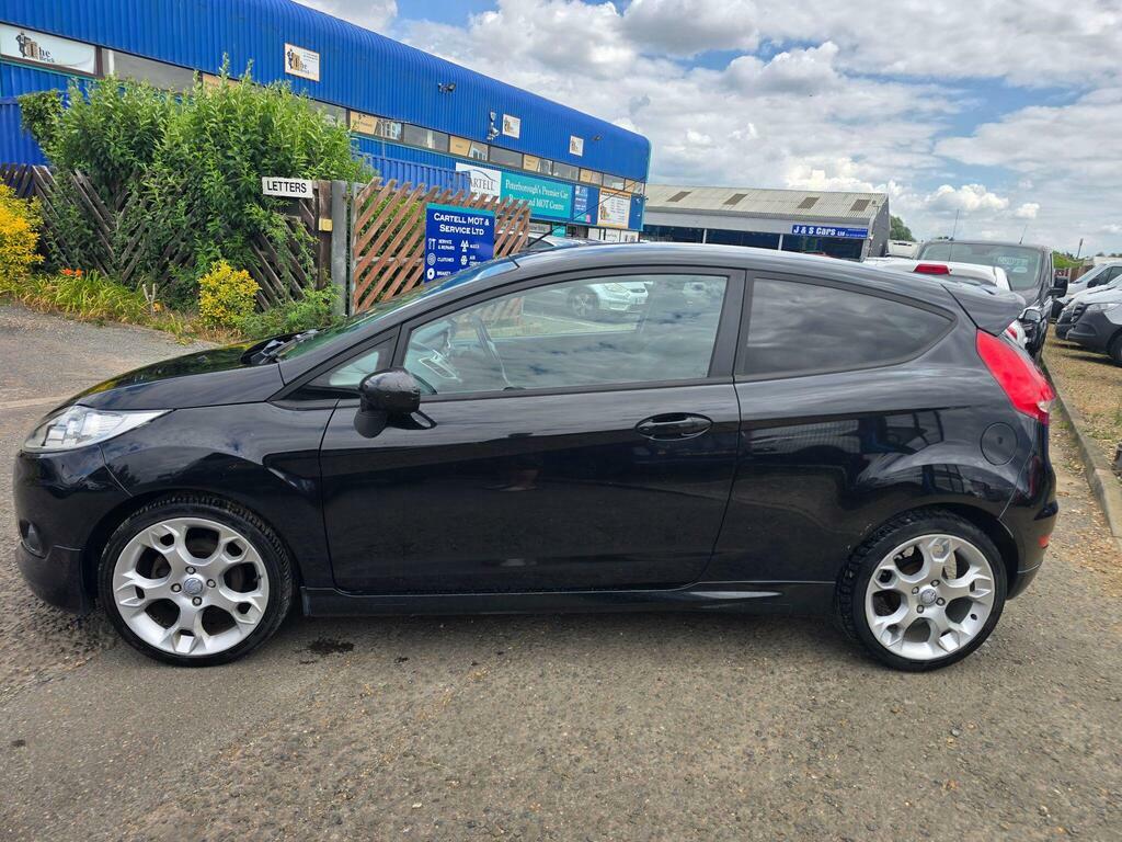 Ford Fiesta 1.2 Edge 59 Bhp White #6