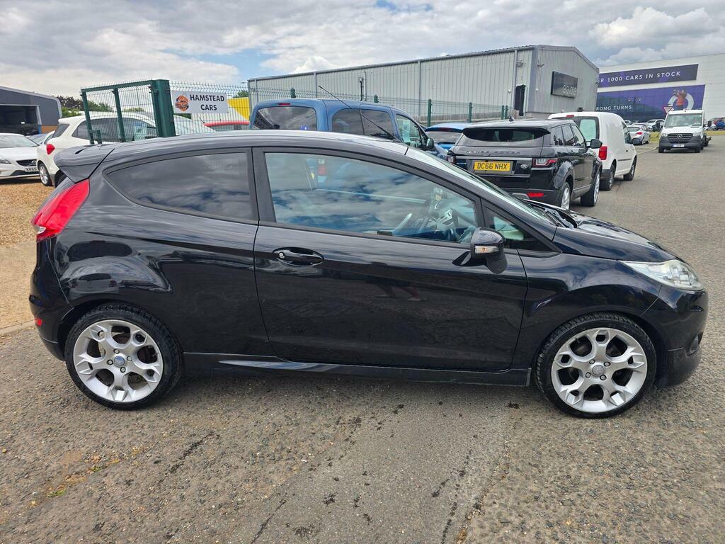 Ford Fiesta 1.2 Edge 59 Bhp White #2