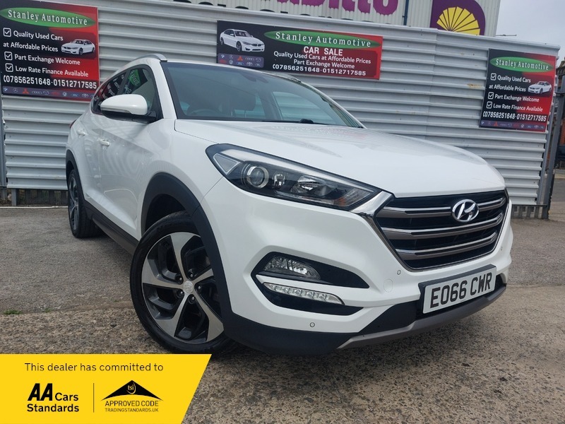 Hyundai Tucson 2.0 Crdi Se Nav 4Wd Euro 6 Red #1