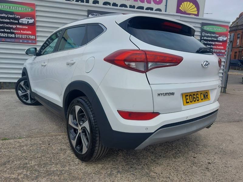 Hyundai Tucson 2.0 Crdi Se Nav 4Wd Euro 6 Red #5