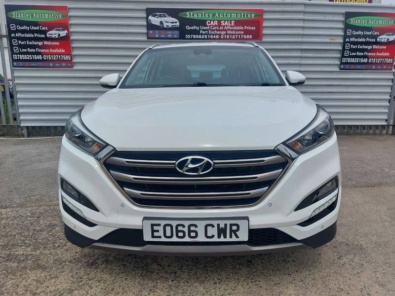 Hyundai Tucson 2.0 Crdi Se Nav 4Wd Euro 6 Red #2