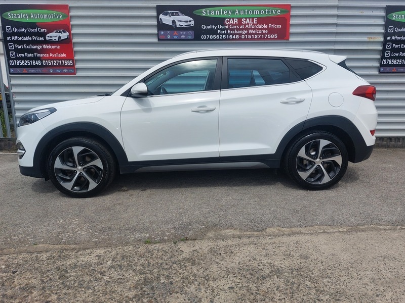 Hyundai Tucson 2.0 Crdi Se Nav 4Wd Euro 6 Red #4