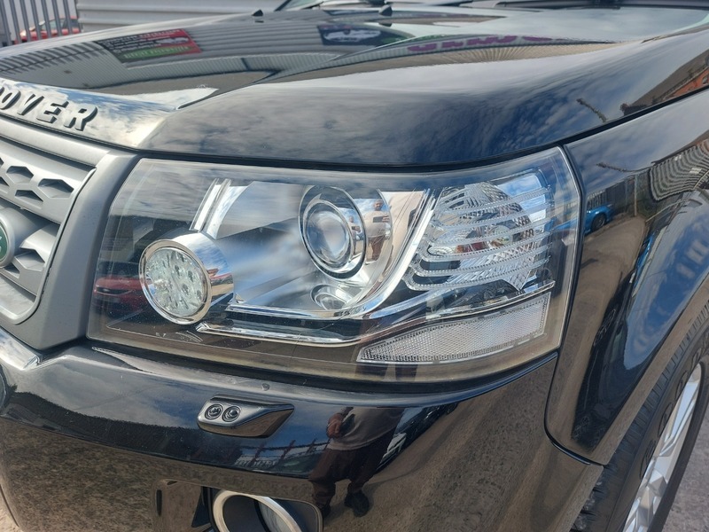 Land Rover Freelander 2.2 Td4 Black And White Suv 4Wd Black #21
