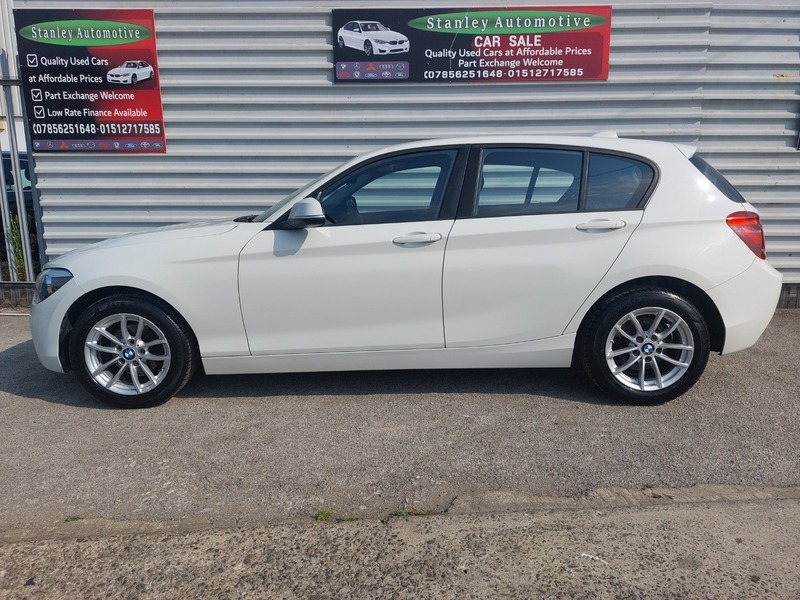 BMW 1 Series 116D Se YF64HBN White #4