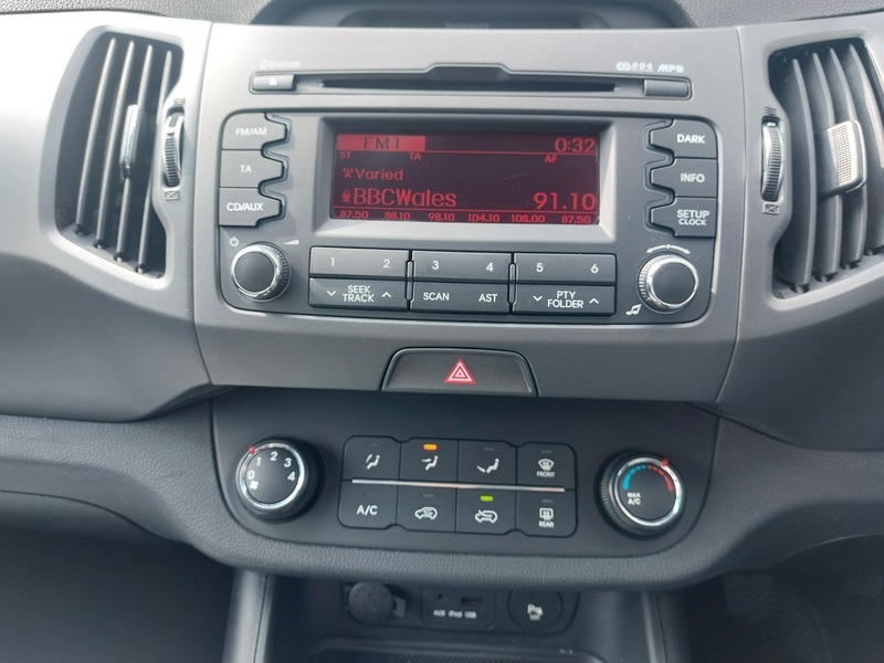 Kia Sportage Crdi Ecodynamics 3 Suv White #16