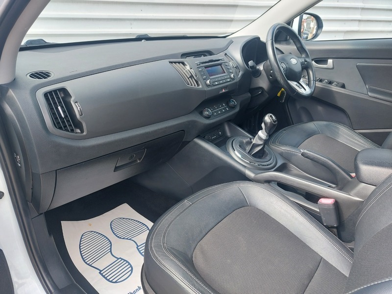 Kia Sportage Crdi Ecodynamics 3 Suv White #11