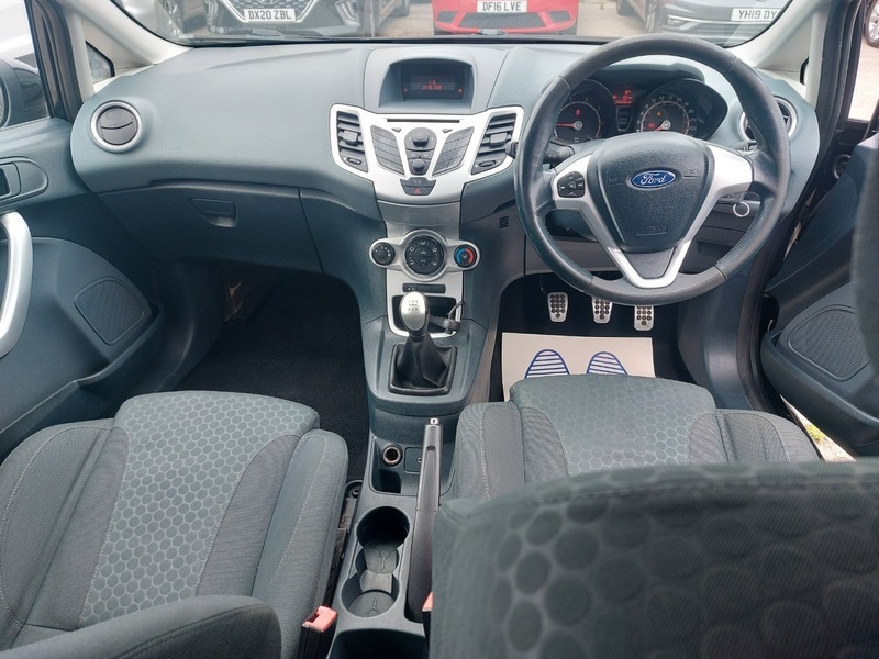 Ford Fiesta 1.25 Style Hatchback Blue #10