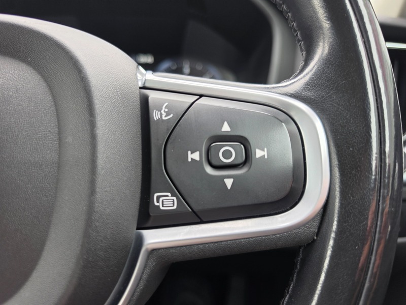 Volvo XC60 D4 Momentum Pro Awd Grey #22