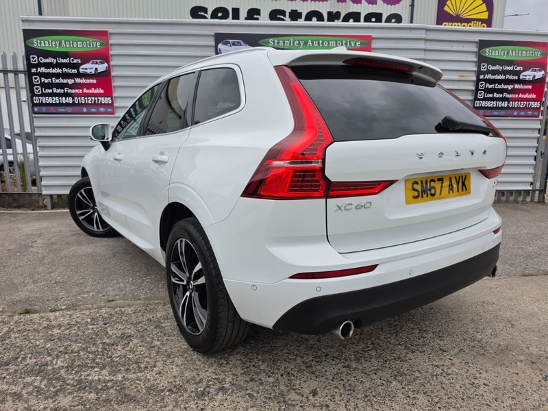Volvo XC60 D4 Momentum Pro Awd White #4