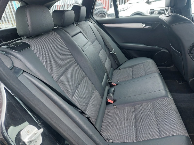 Mercedes-Benz C Class Estate Silver #13