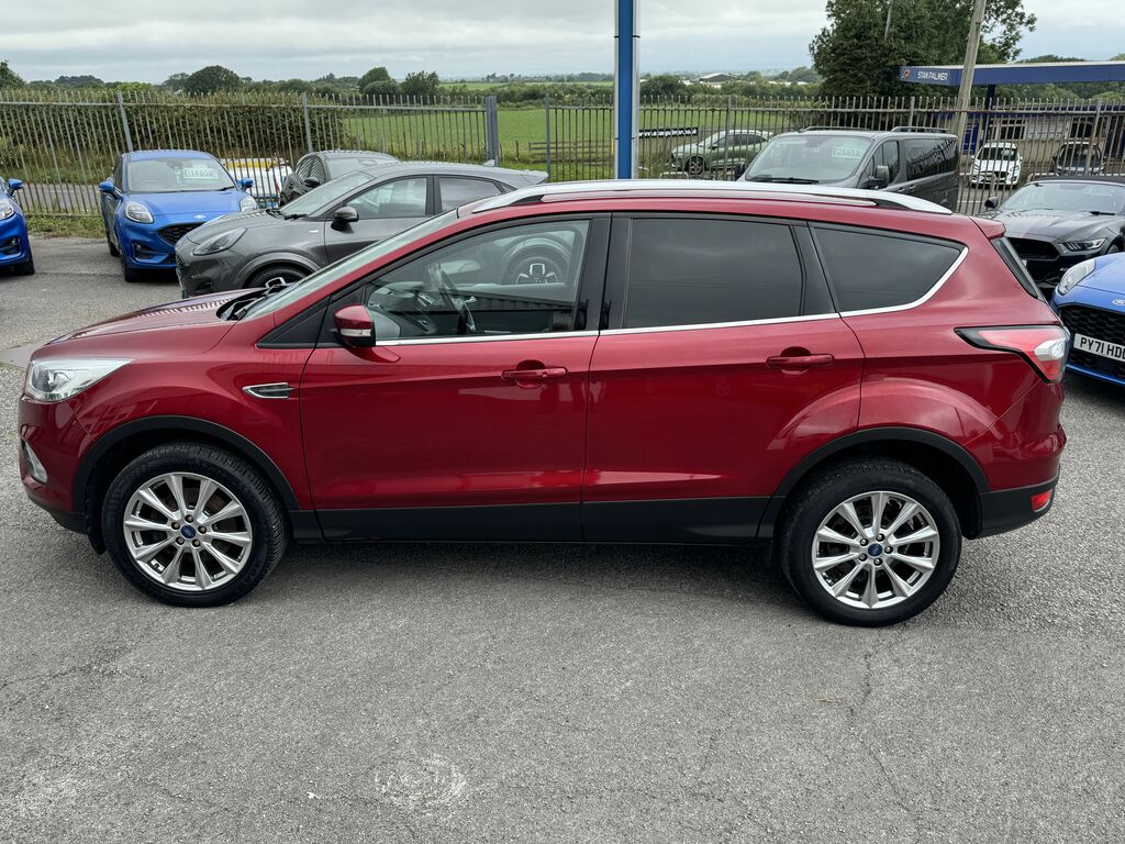 Ford Kuga 2.0 Tdci Ecoblue Titanium Edition Suv P SM19ECJ Red #6