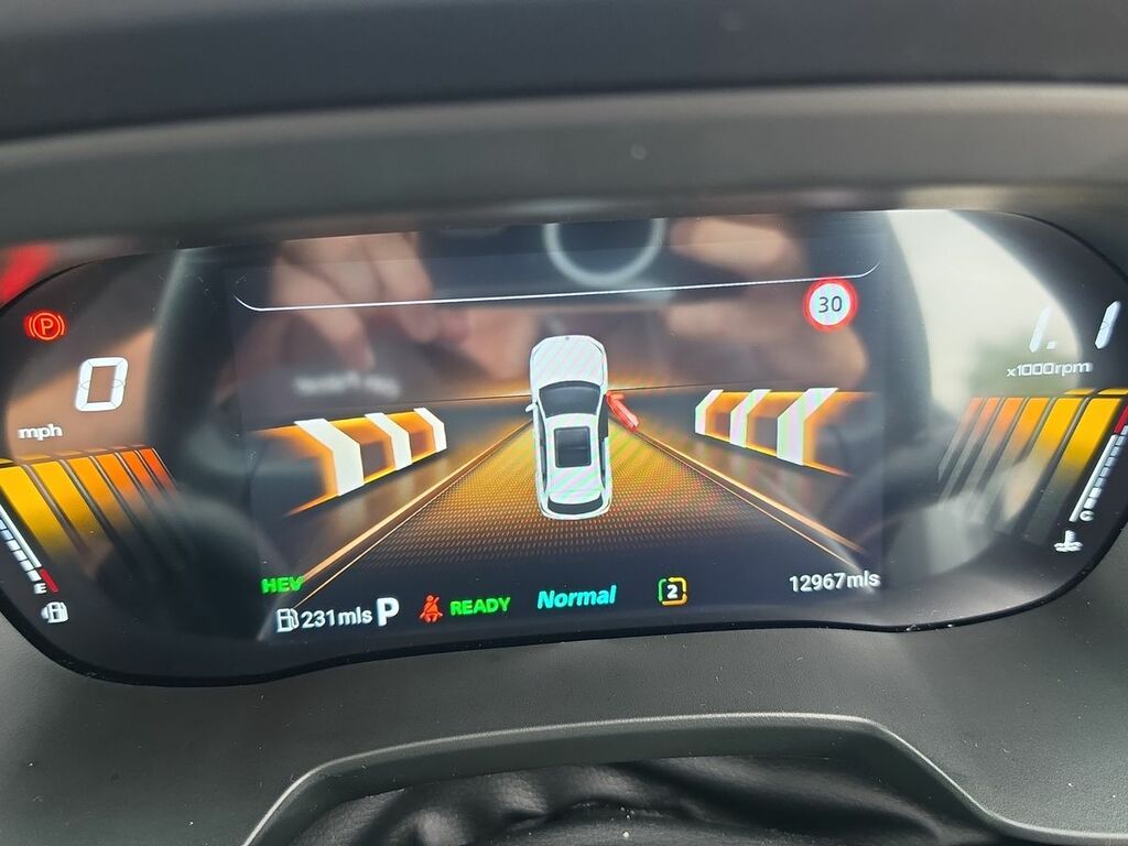 MG ZS 1.5 Hybrid Trophy Suv Hybrid Euro Silver #3