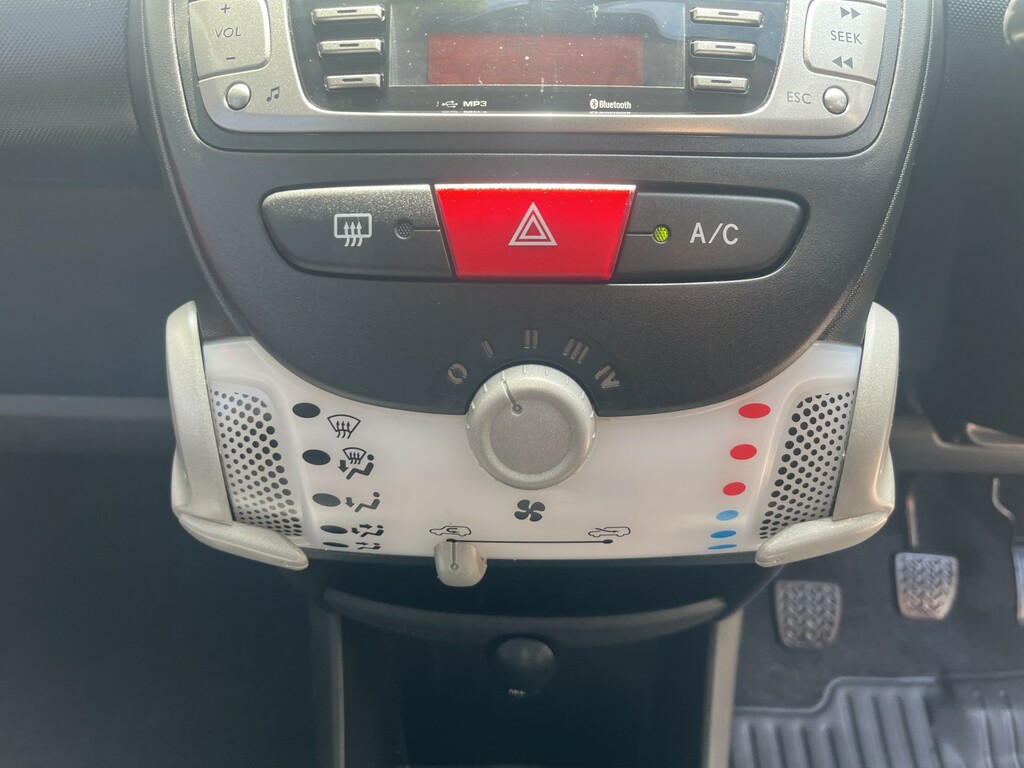 Peugeot 107 1.0 12V Active Hatchback Euro 5 Grey #13