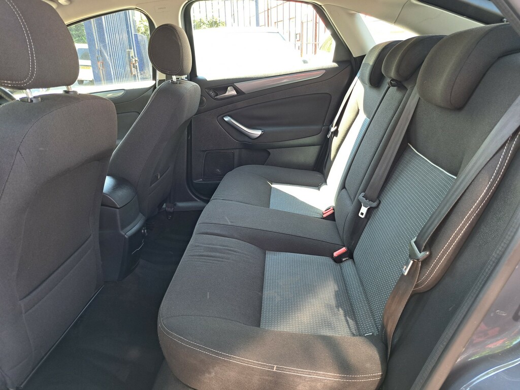 Ford Mondeo Titanium X Silver #15