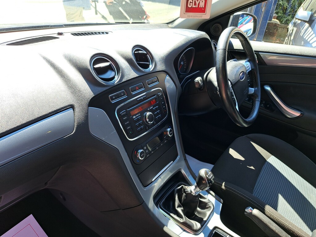 Ford Mondeo Titanium X Silver #17