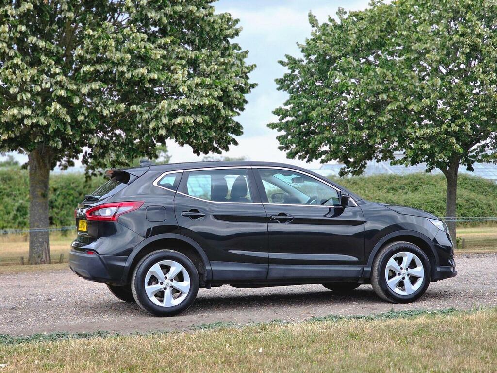 Nissan Qashqai 1.3 Dig-t Acenta Premium Dct Euro 6 Ss LL69OGV Black #4