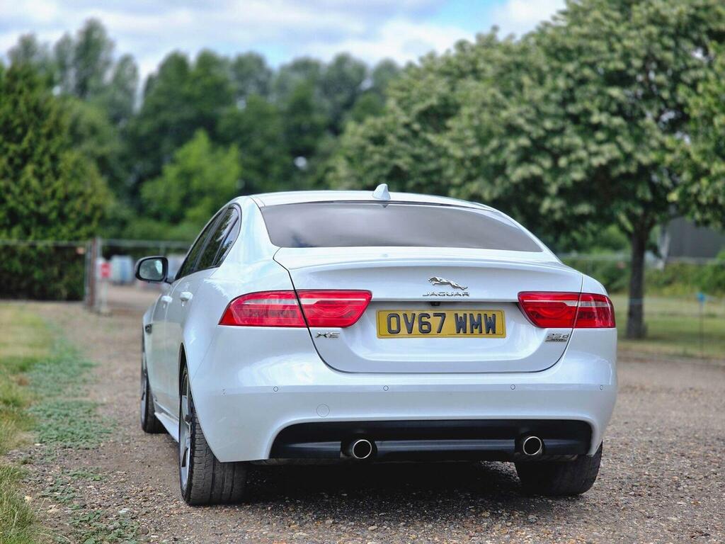Jaguar XE 2.0D R-sport Awd Euro 6 Ss White #4