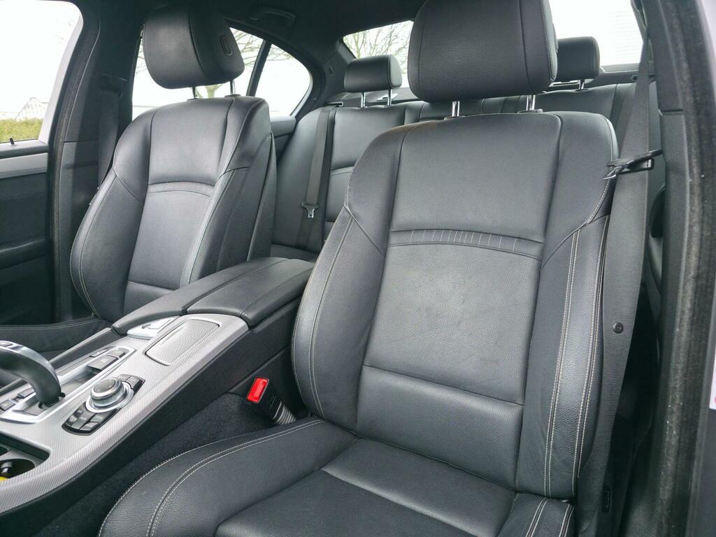 BMW 5 Series Saloon 2.0 520D M Sport Saloon 2016 Black #21