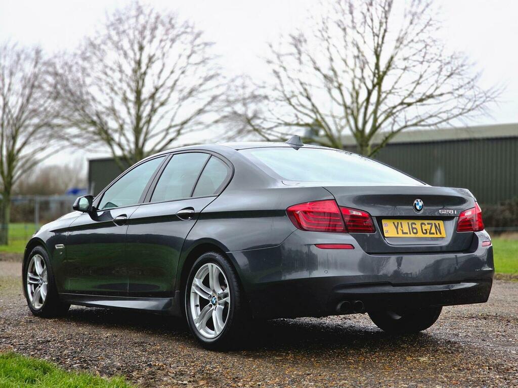 BMW 5 Series Saloon 2.0 520D M Sport Saloon 2016 Black #9
