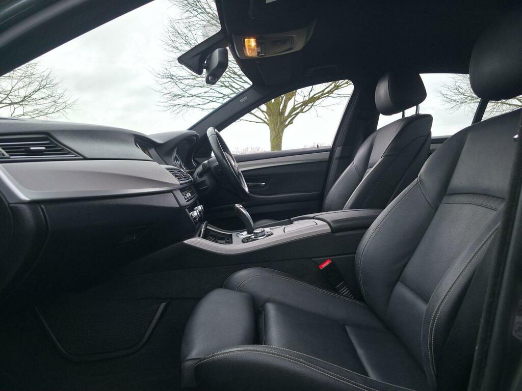 BMW 5 Series Saloon 2.0 520D M Sport Saloon 2016 Black #19