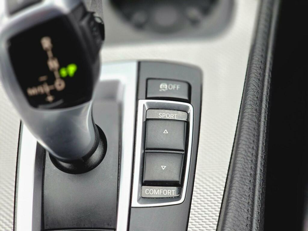 BMW 5 Series Saloon 2.0 520D M Sport Saloon 2016 Black #41