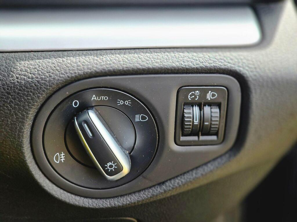 Volkswagen Sharan Black #30