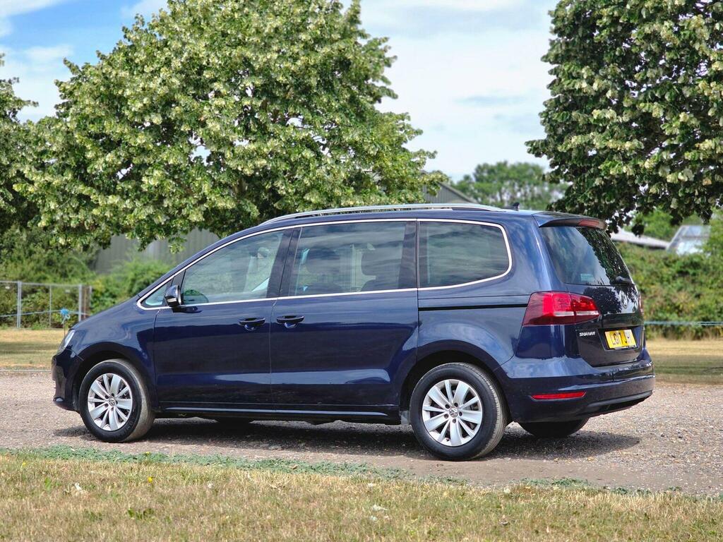 Volkswagen Sharan Black #12