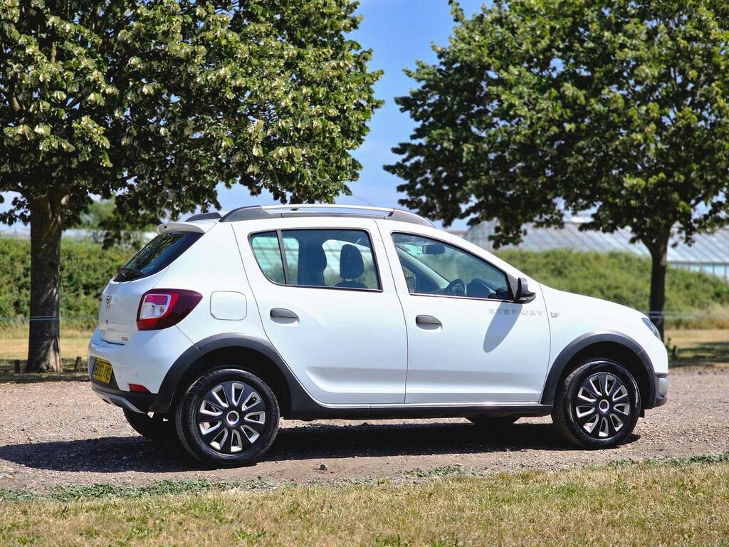 Dacia Sandero Stepway 0.9 Tce Laureate Euro 5 White #5