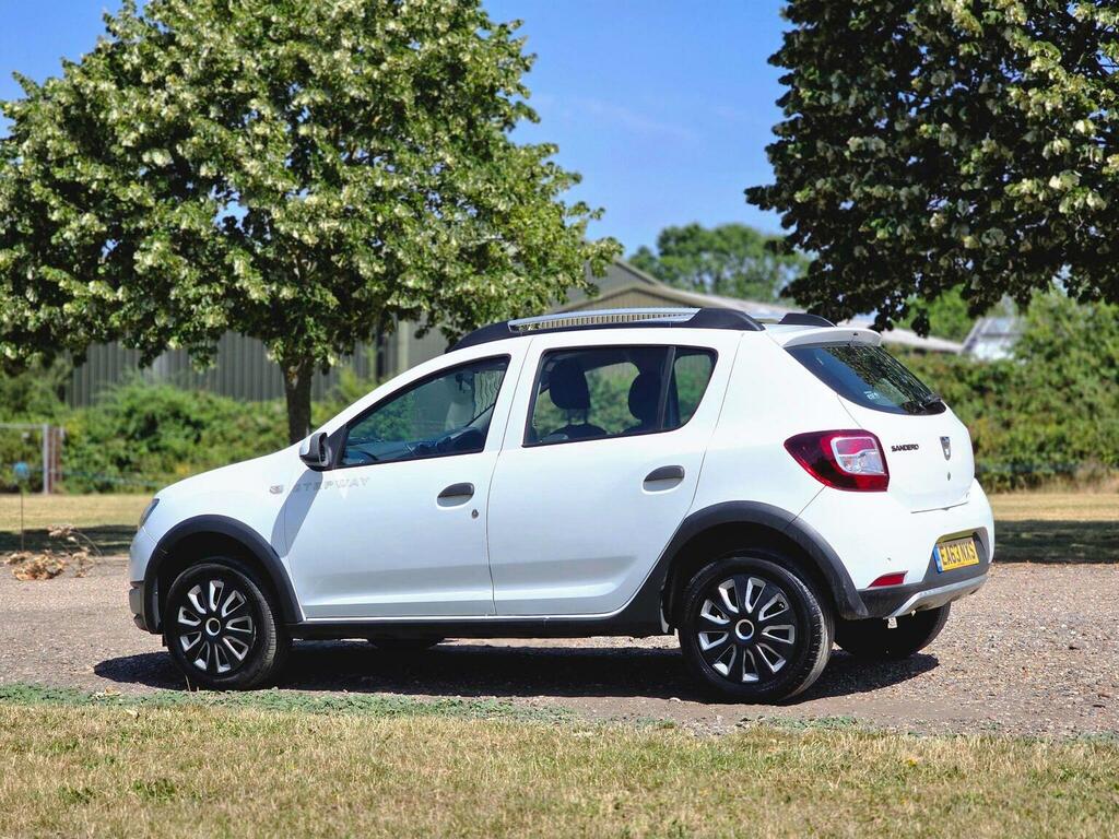 Dacia Sandero Stepway  Blue #13