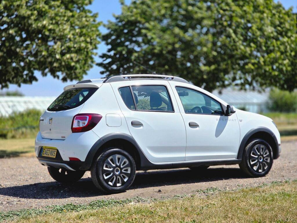 Dacia Sandero Stepway 0.9 Tce Laureate Euro 5 White #6