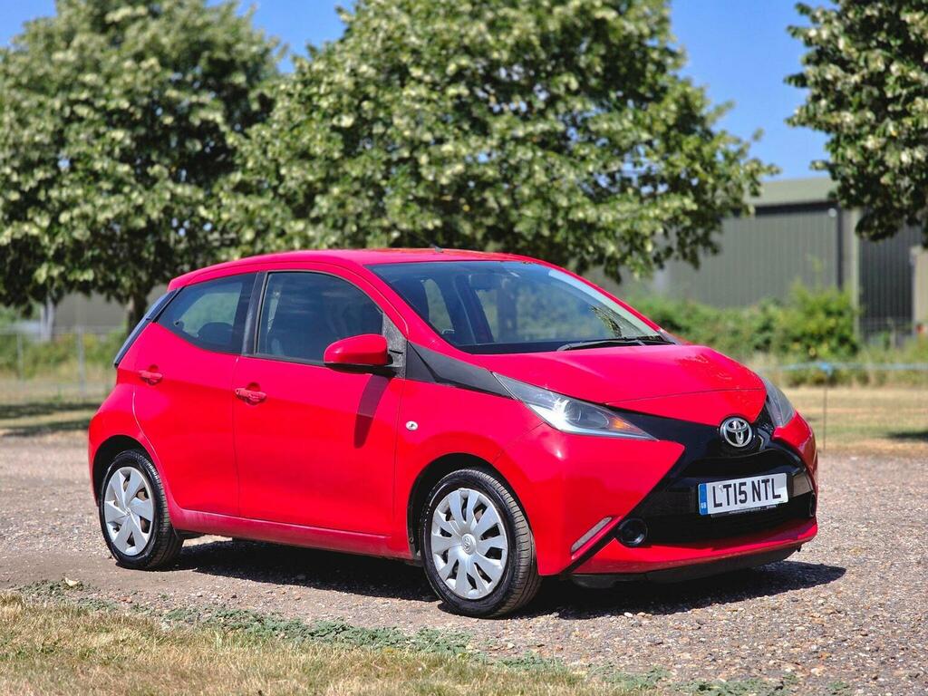 Toyota Aygo 1.0 Vvt-i X-play X-shift Euro 5 Euro 5 Red #2